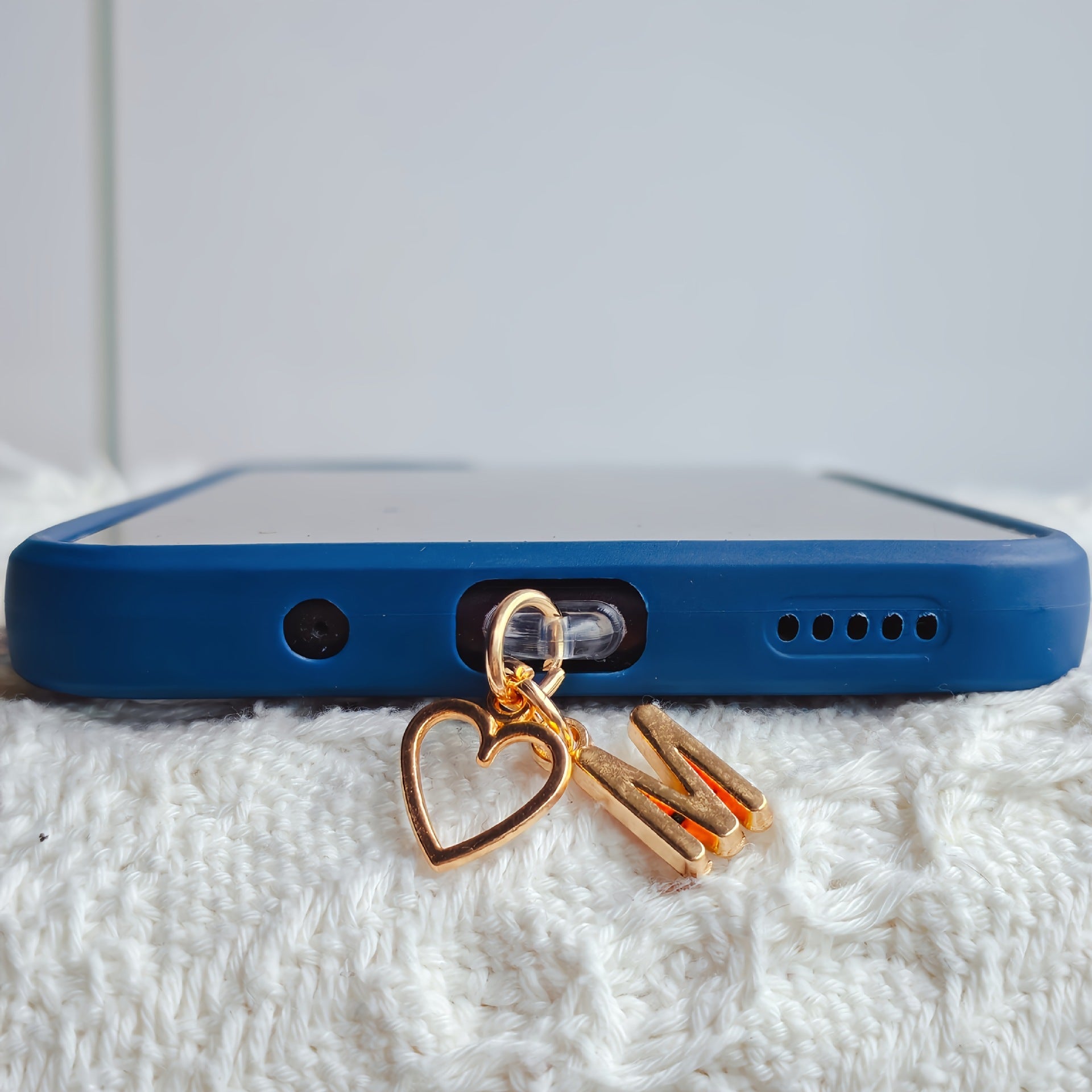 ⏰$9.99 ONLY ONE DAY🔥A-Z Letter Pendant Stylish Heart-Shaped Charging Port Dust Cover