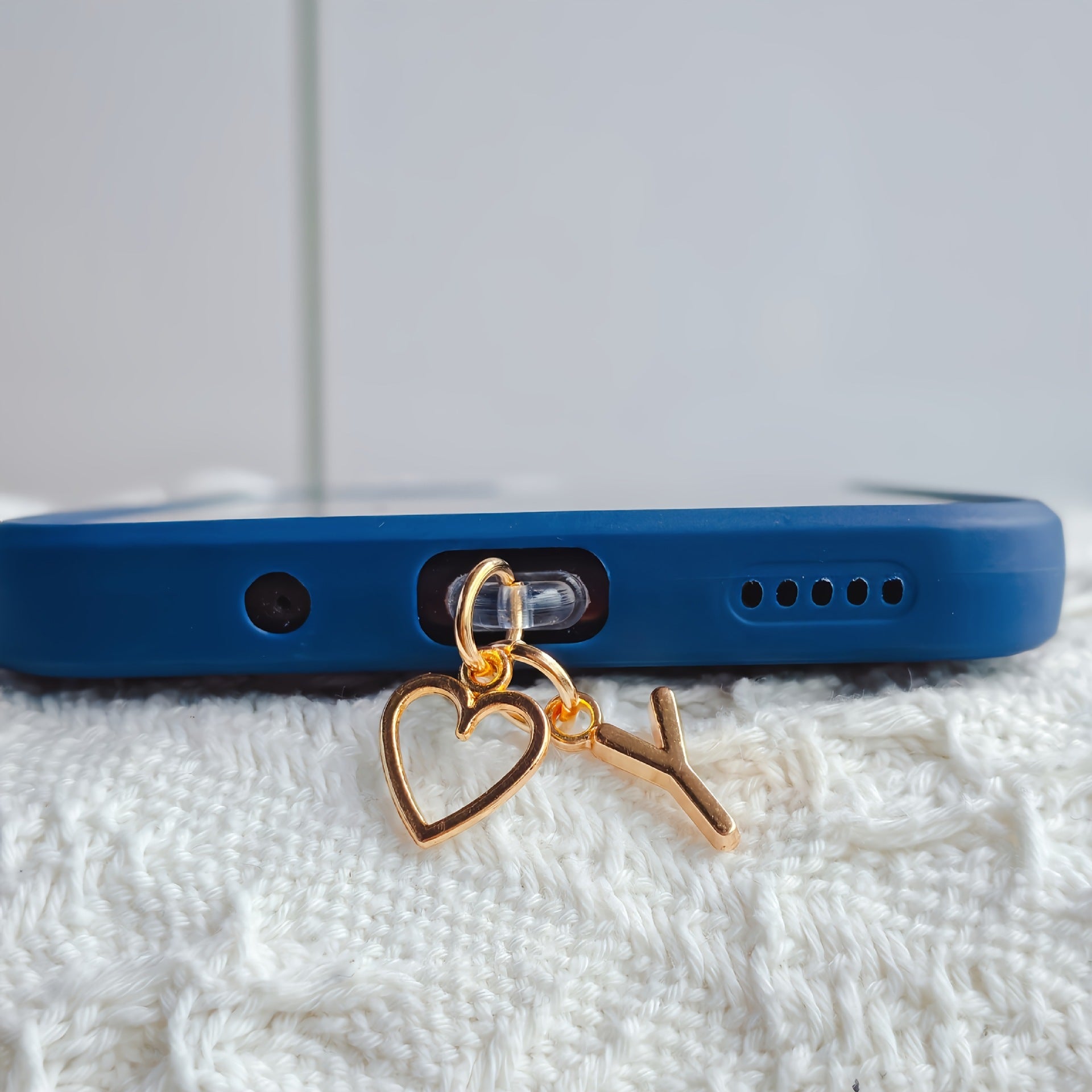 ⏰$9.99 ONLY ONE DAY🔥A-Z Letter Pendant Stylish Heart-Shaped Charging Port Dust Cover