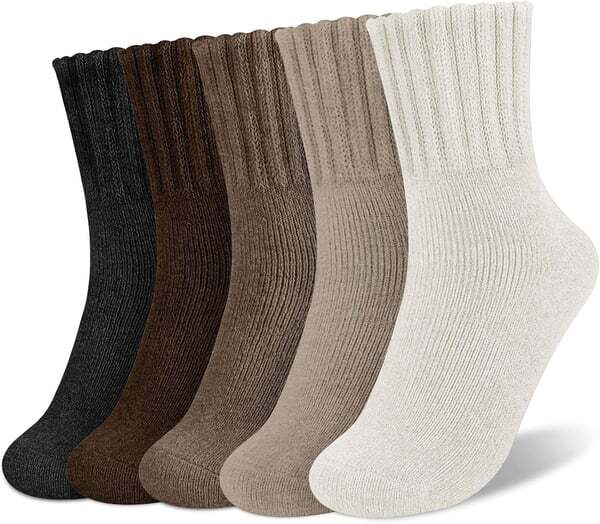 【🔥Buy 1 Get 4 Free Only $5.99 for a pair】5 Pairs-Women's Solid Mid-calf Socks