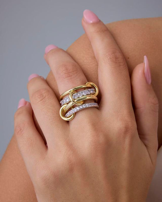 Interlocked Stackable Rings
